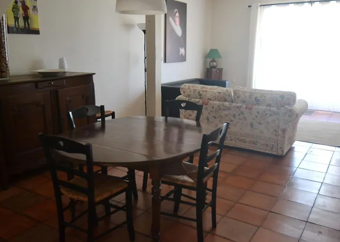 Ferienhaus Fuer Fuenf Personen By Interhome *